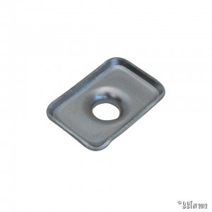 Fixing plate on front axle rubber/body