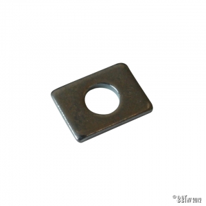 Outer bolt spacer lower sliding door guide